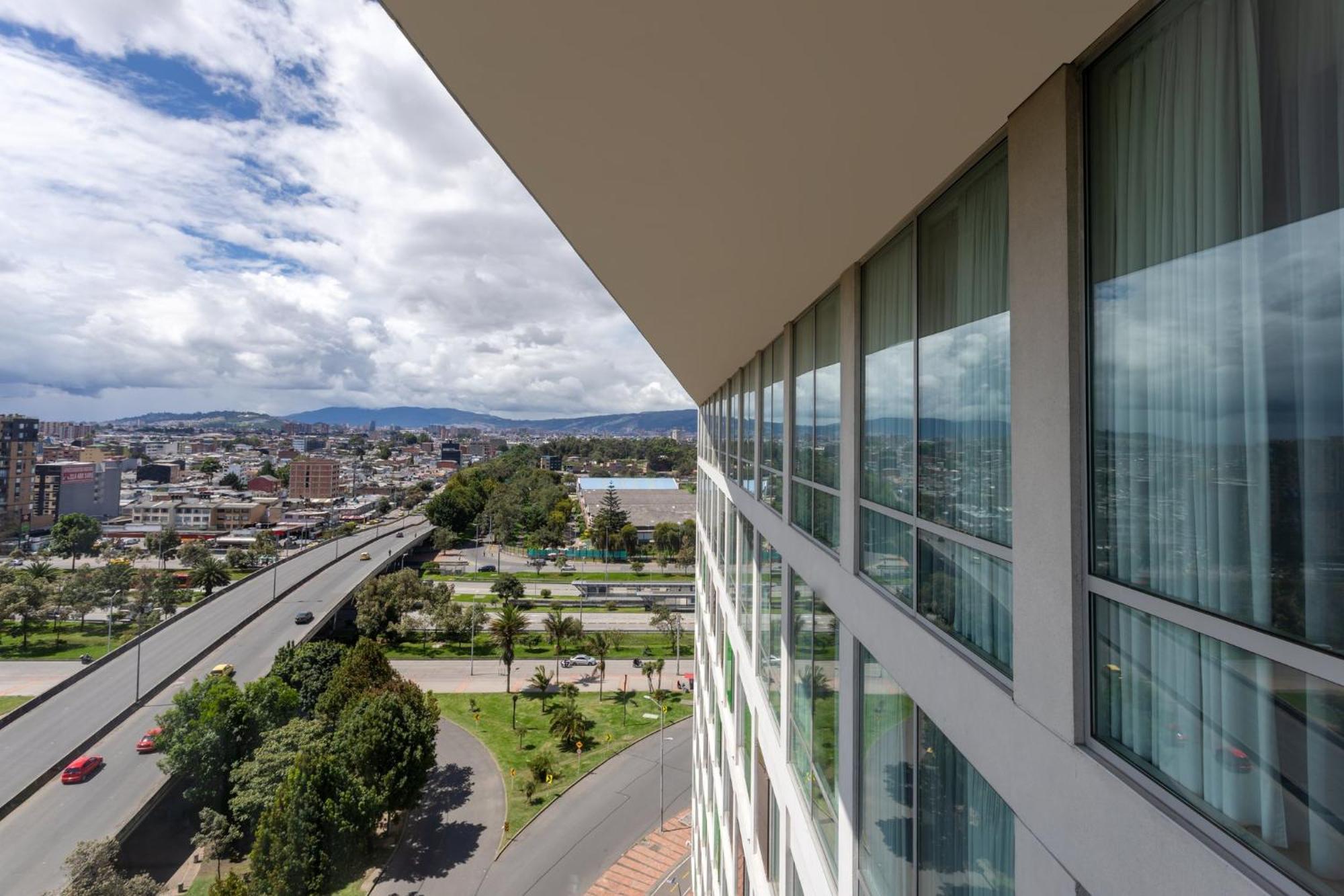 Holiday Inn Bogota Airport By Ihg Exteriér fotografie